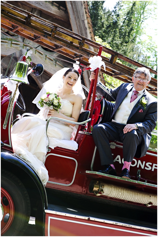 Wedding Photographer Aylesbury Buckinghamshire Ross Holkham Phography Destination Weddings-057