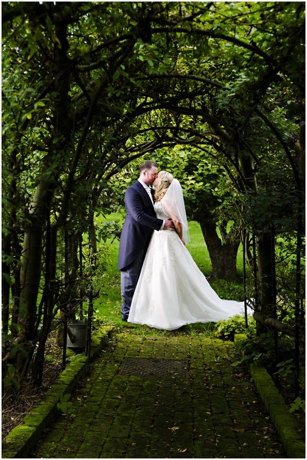 Wedding Photographer Aylesbury Buckinghamshire Ross Holkham Phography Destination Weddings-376