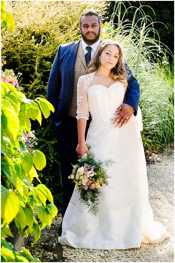 Marie and Tiz Yurt Wedding Oxfordshire Wedding Photographer Ross Holkham Photography-57